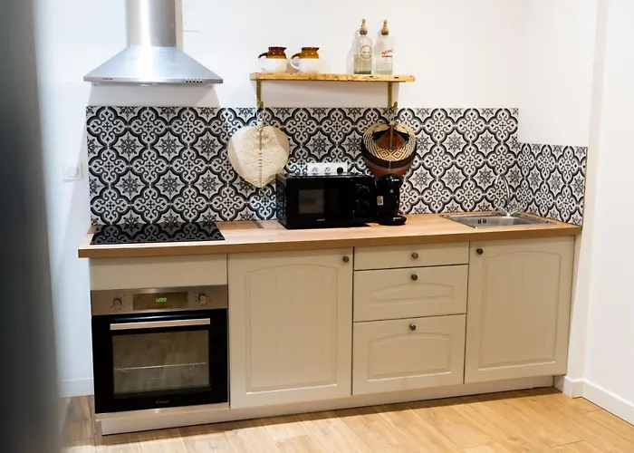 Cosy Proche De La Citadelle *